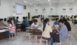 镇江财经学校什么档次好（镇江财经商贸学院是几本）