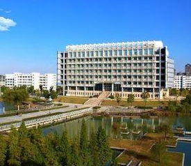 安徽财经大学有什么院系（安徽财经大学有几个学院）